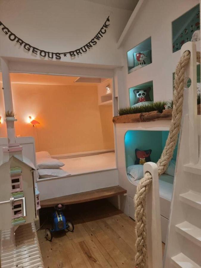 Quirky Seaside Family Cottage Walk To The Waves! Okręg wyborczy Hove Zewnętrze zdjęcie
